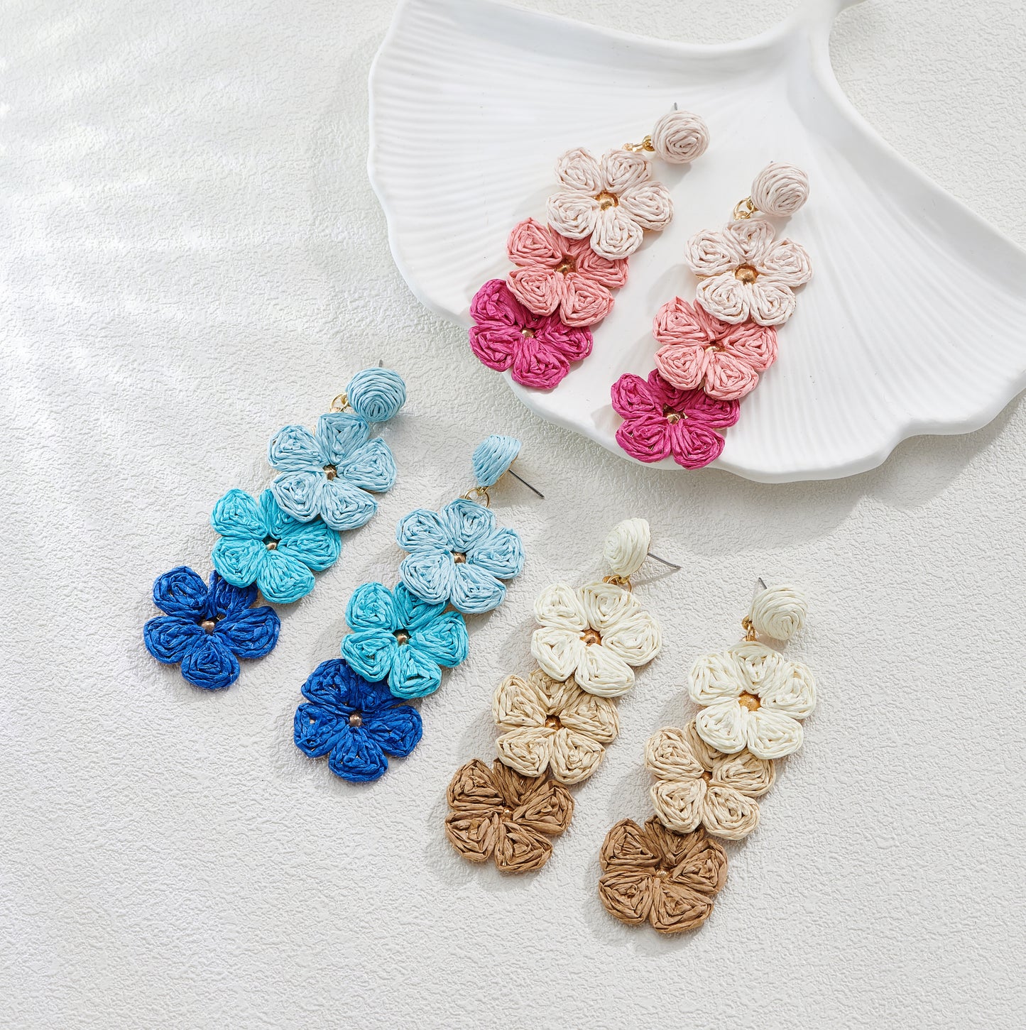 Summer Raffia Flower Earrings, Raffia Straw Wrapped Gradient Ramp Floral Statement Spring Beach Rattan Handmade Earring for Women, Boho Dangle Jewelry Gift - White/Pink/Blue