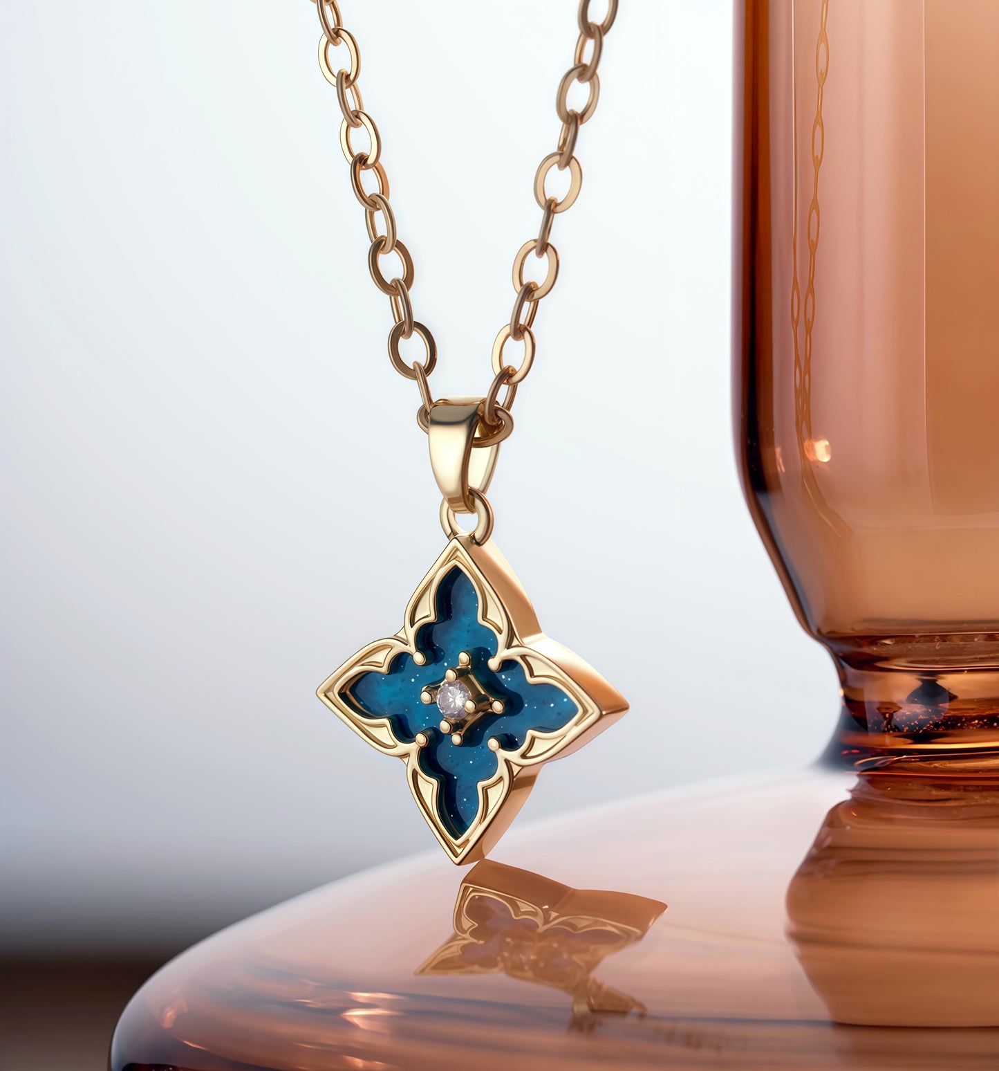 14K Gold Plated Gold Clover Necklace, Dainty Four Leaf Lucky Choker Charm Colorful Clover Adjustable Chain Shell Made Pendant Necklace for Women Jewelry