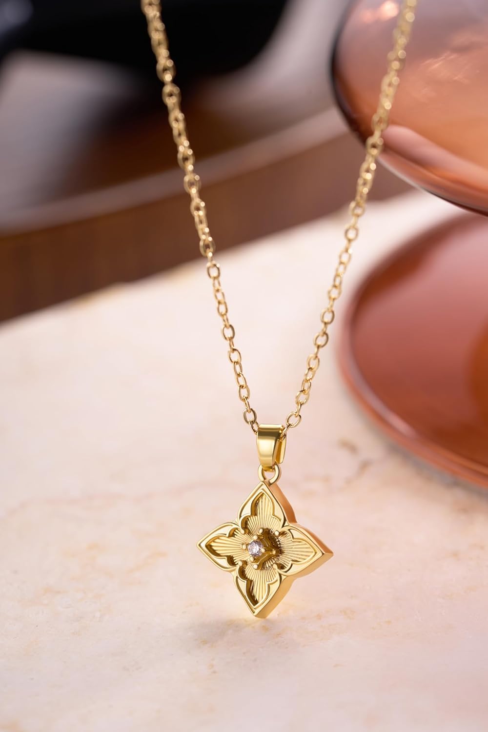 14K Gold Plated Gold Clover Necklace, Dainty Four Leaf Lucky Choker Charm Colorful Clover Adjustable Chain Shell Made Pendant Necklace for Women Jewelry