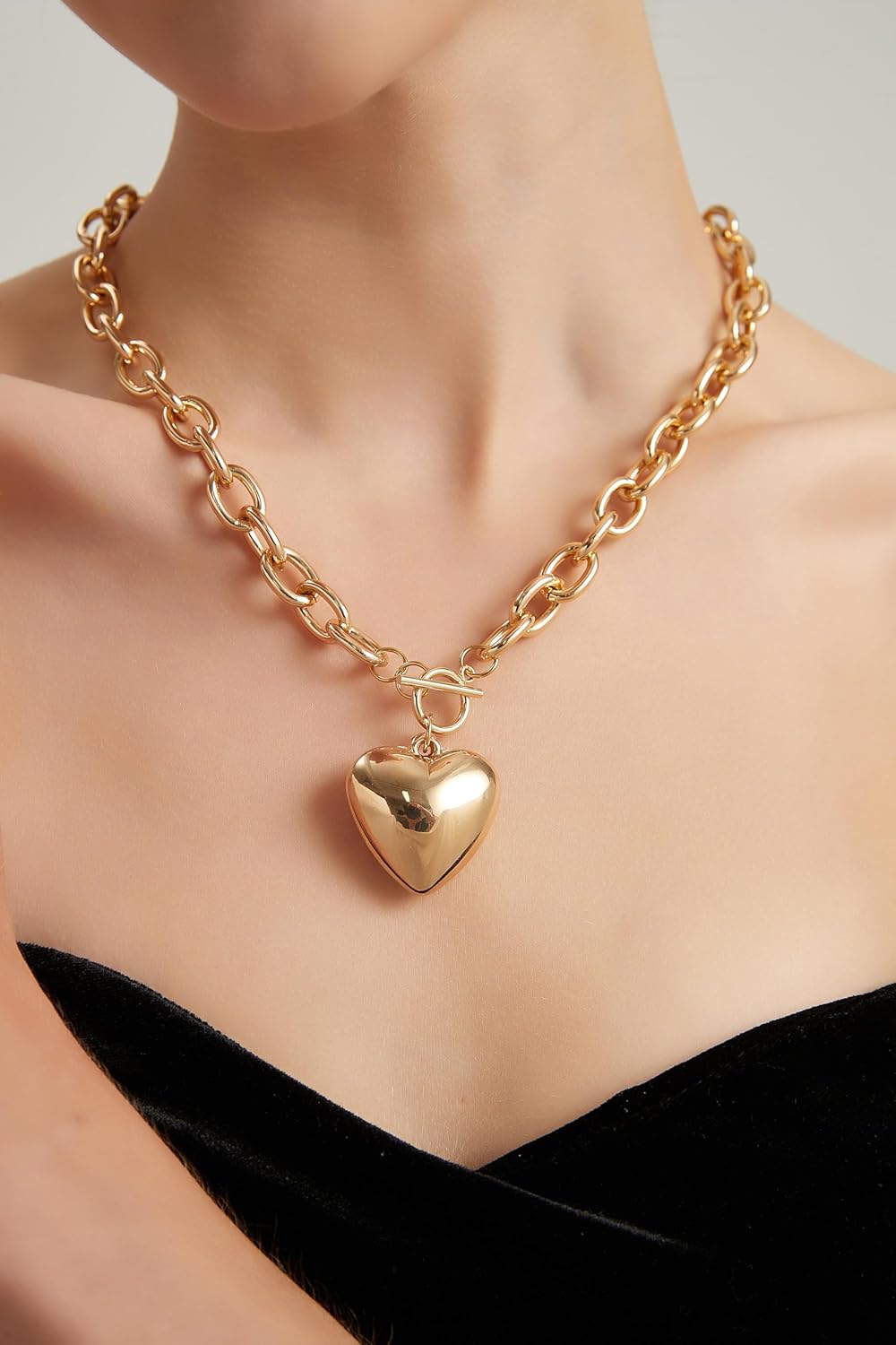 Large Chunky Gold Necklace with Heart Pendant for Women, Paperclip Choker Chain Puffy Heart Pendant Toggle Clasp Necklaces Thick Chain Jewelry Birthday