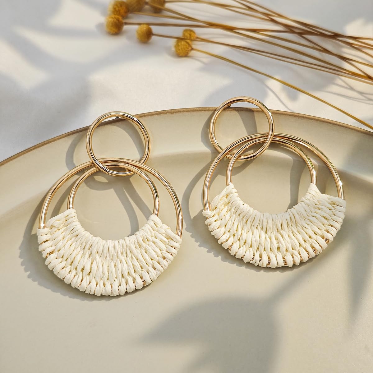 Summer Raffia Round Circle Earrings, Raffia Straw Wrapped Handmade Earring for Women, Boho Dangle Statement Tropical Beach Jewelry Gifts for Women
