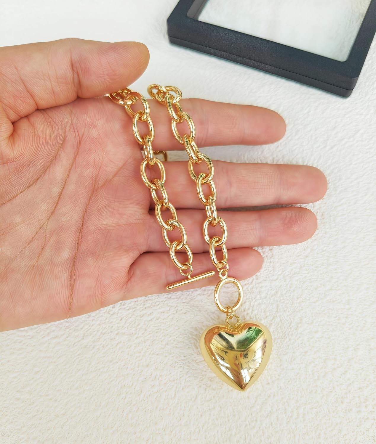 Large Chunky Gold Necklace with Heart Pendant for Women, Paperclip Choker Chain Puffy Heart Pendant Toggle Clasp Necklaces Thick Chain Jewelry Birthday
