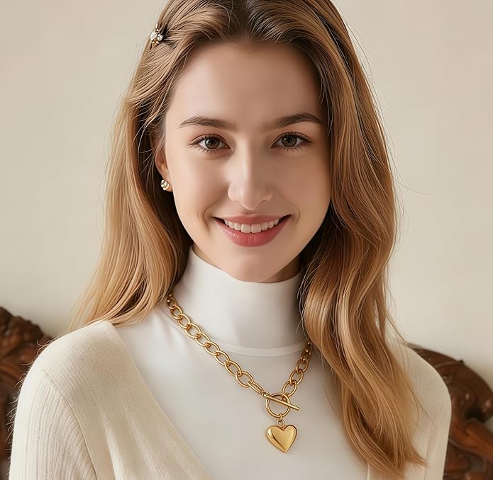 YEATMUE Large Chunky Gold Necklace with Heart Pendant for Women, Paperclip Choker Chain Puffy Heart Pendant Toggle Clasp Necklaces Thick Chain Jewelry Birthday